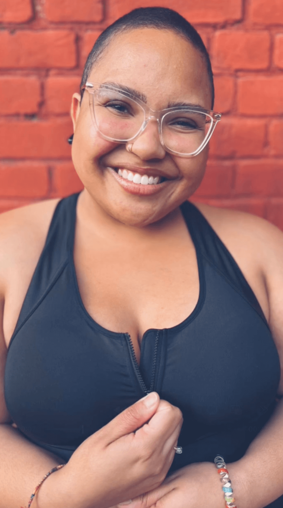 Hero Front-Closure Sports Bra For Women - Black